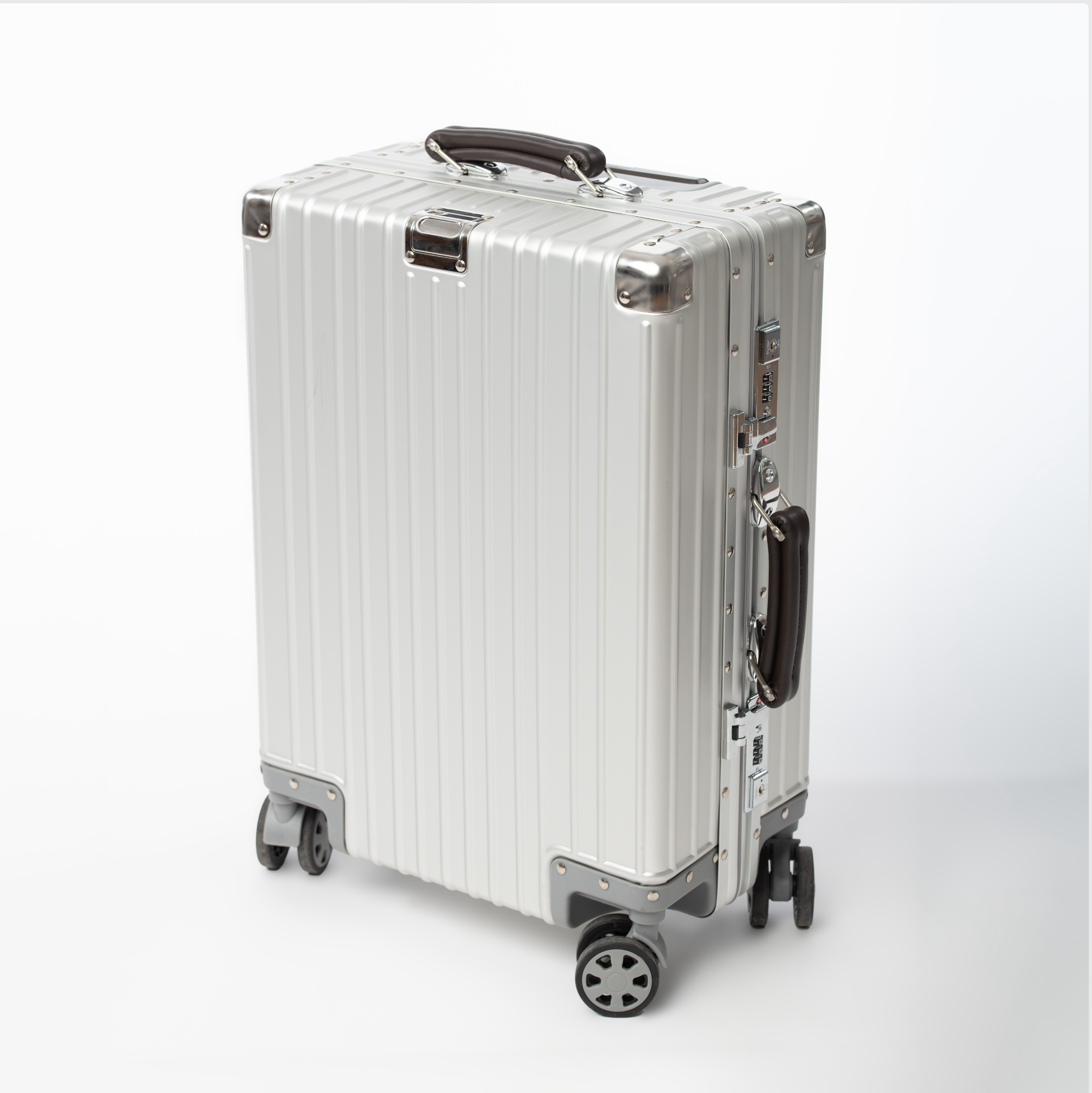 CLASSIC ALUMINIUM