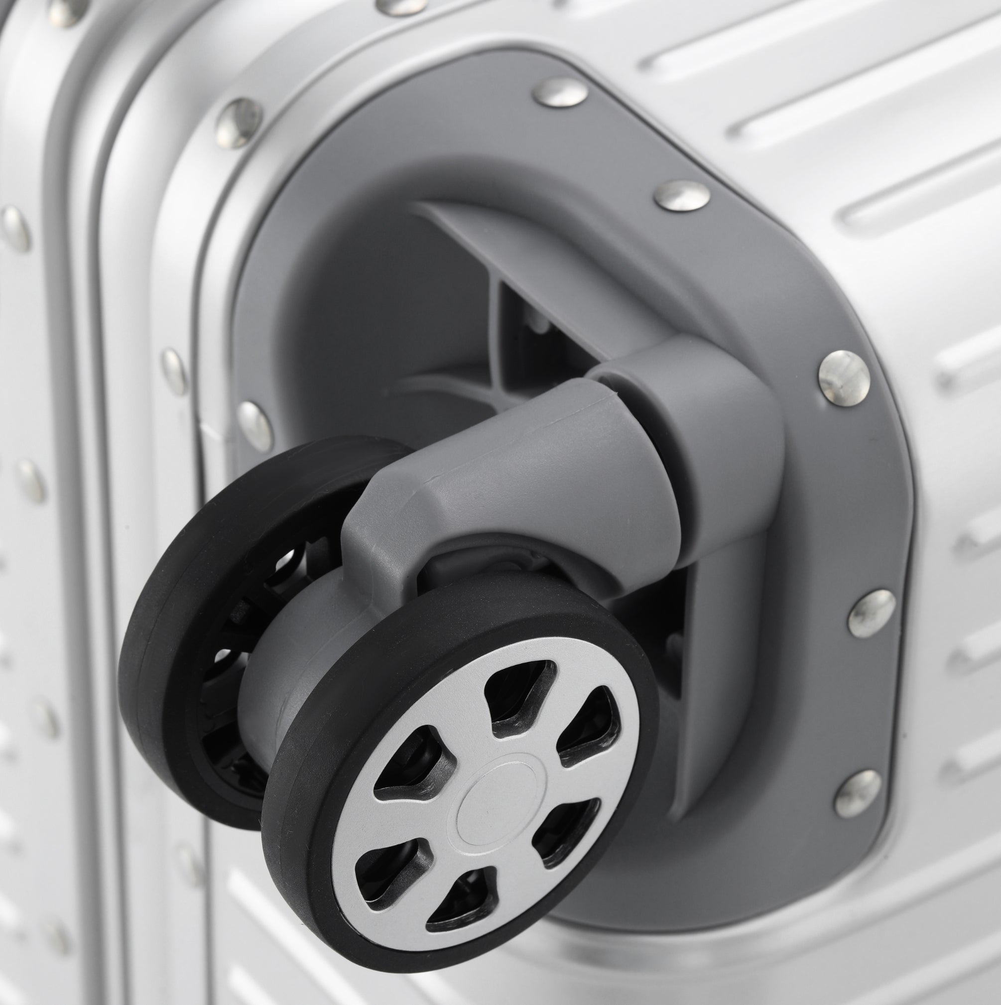 ALUMINIUM SUITCASE ( V2 NEW & IMPROVED - STRONGER ALUMINIUM & REMOVEABLE WHEELS )
